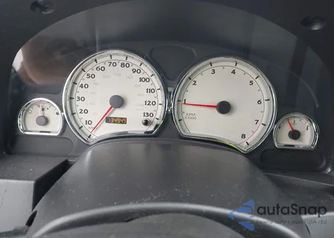 2004 Saturn Vue V6 из США, поврежденный, VIN 5GZCZ53464S880399